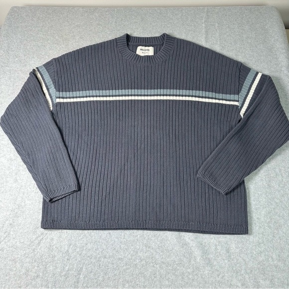 Hollister Other - Hollister Mens Boxy Fit Ribbed Crew Neck Sweater‎ Charcoal Grey Striped S